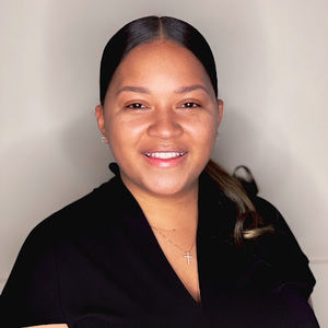 Meet your Posher, Chanelle